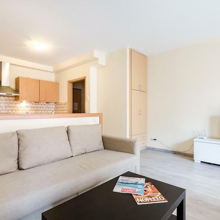 شقة Bpr Vivid Downtown Vibe With Balcony بودابست المظهر الخارجي الصورة