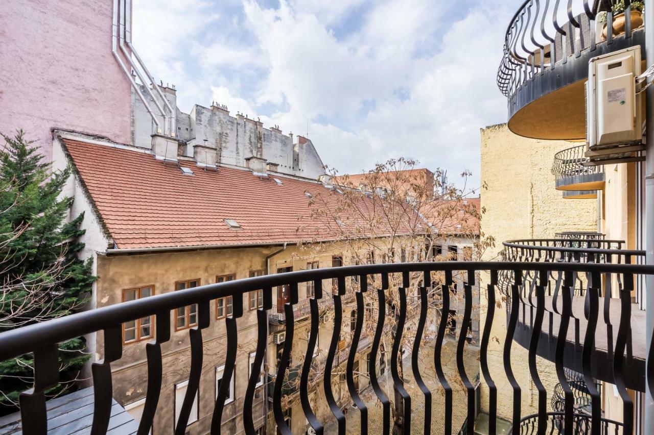 شقة Bpr Vivid Downtown Vibe With Balcony بودابست المظهر الخارجي الصورة